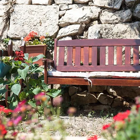 Relaxing Luce بيت للعطل Čilipi