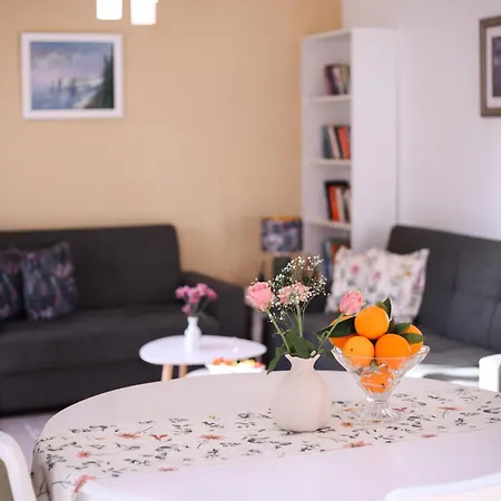 Relaxing Luce Holiday home *